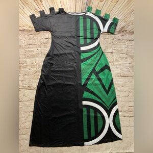 NWT DOSE Stylish Black and Green Cold Shoulder short sleeve maxi Dress size XL